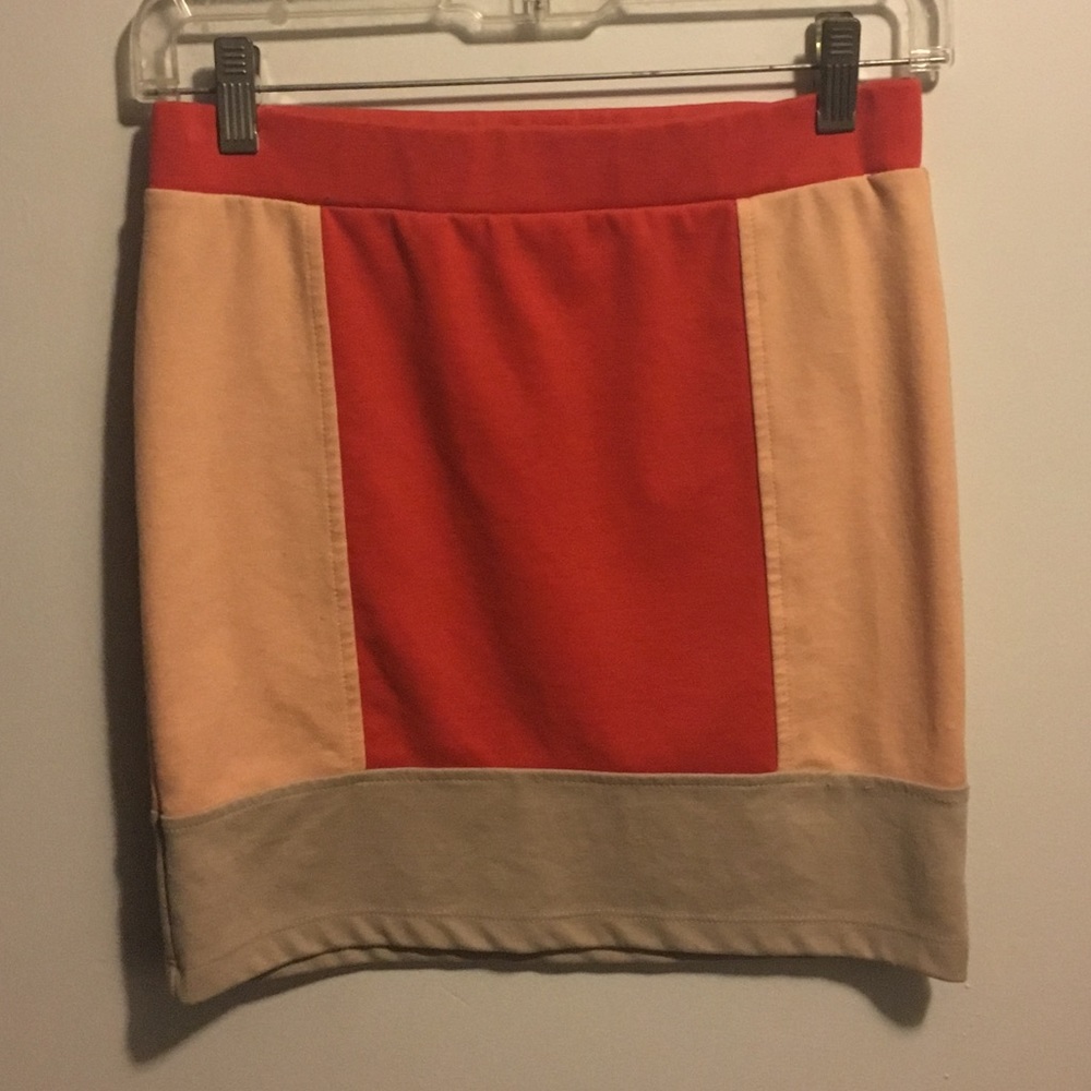 🍒F21 Colorblock Mini🍒